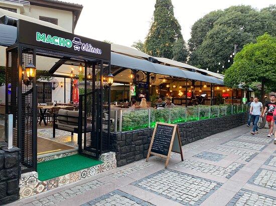 Macho Oldtown